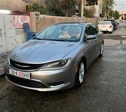 Chrysler 200